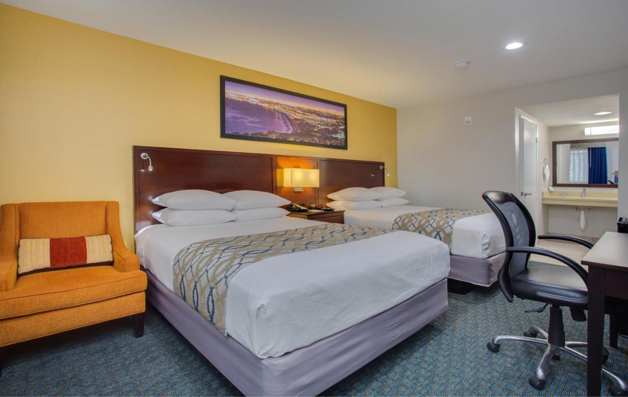 Quality Inn San Diego South - Чула Виста Екстериор снимка